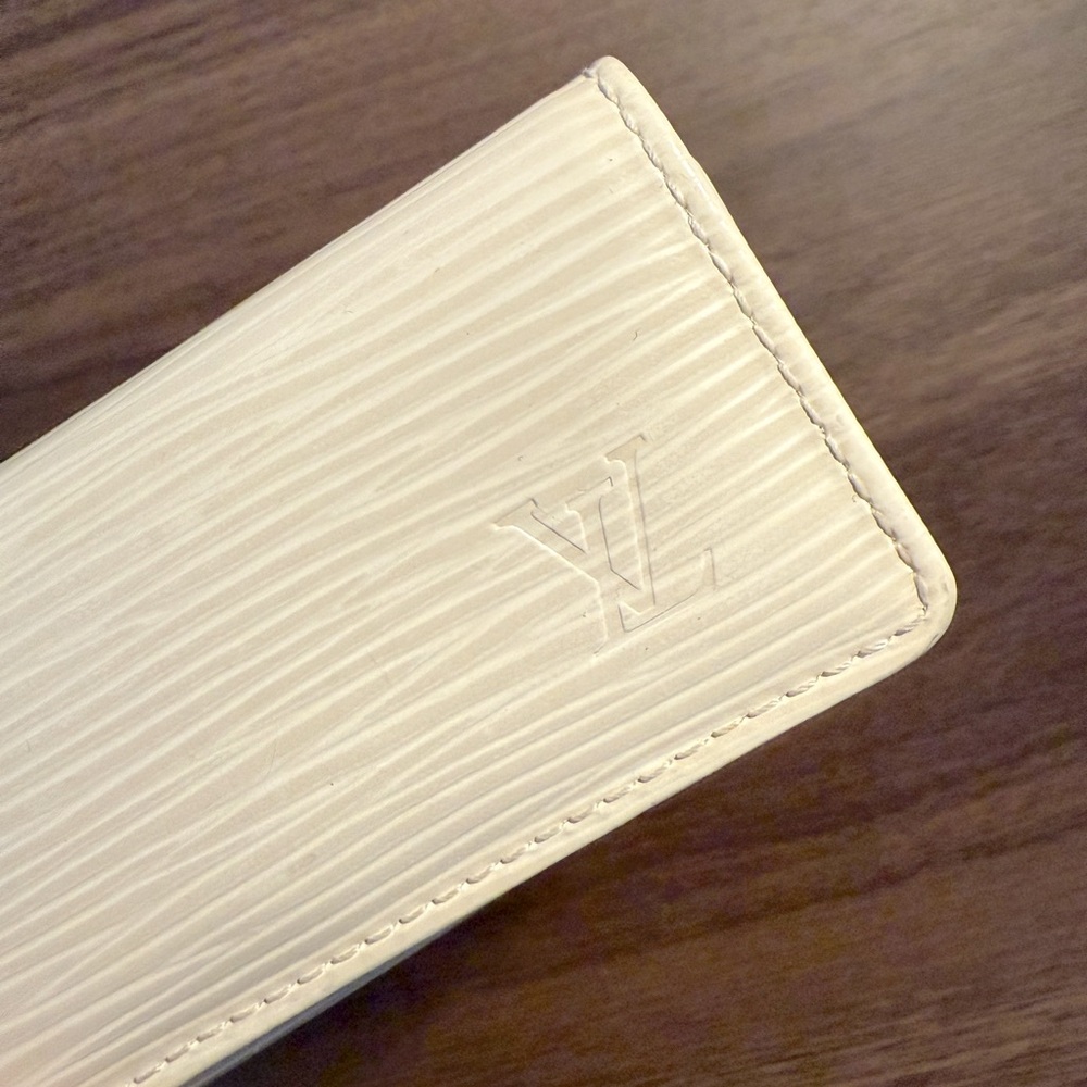 Authentic Louis Vuitton Epi Leather Key Holder
